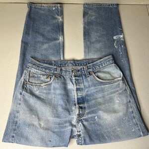 VTG Levis 501 Jeans Mens 32x32 90s USA Button Fly Distressed Patched Denim